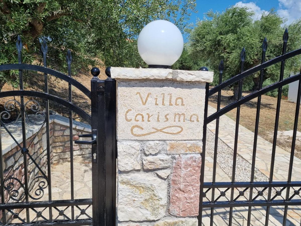 Villa Carisma Livadhákia Dış mekan fotoğraf